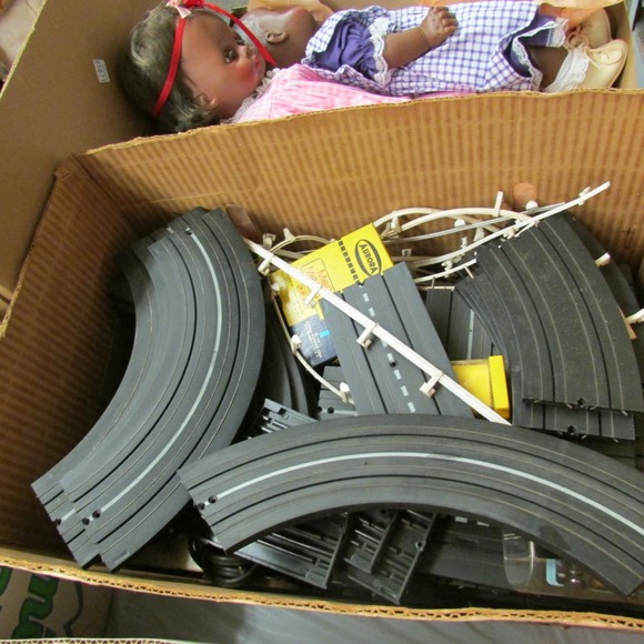 Image for Find Treasure With Discovery Lots! 5-31-18