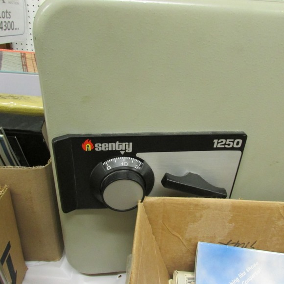 Image for Find Treasure With Discovery Lots! 5-31-18