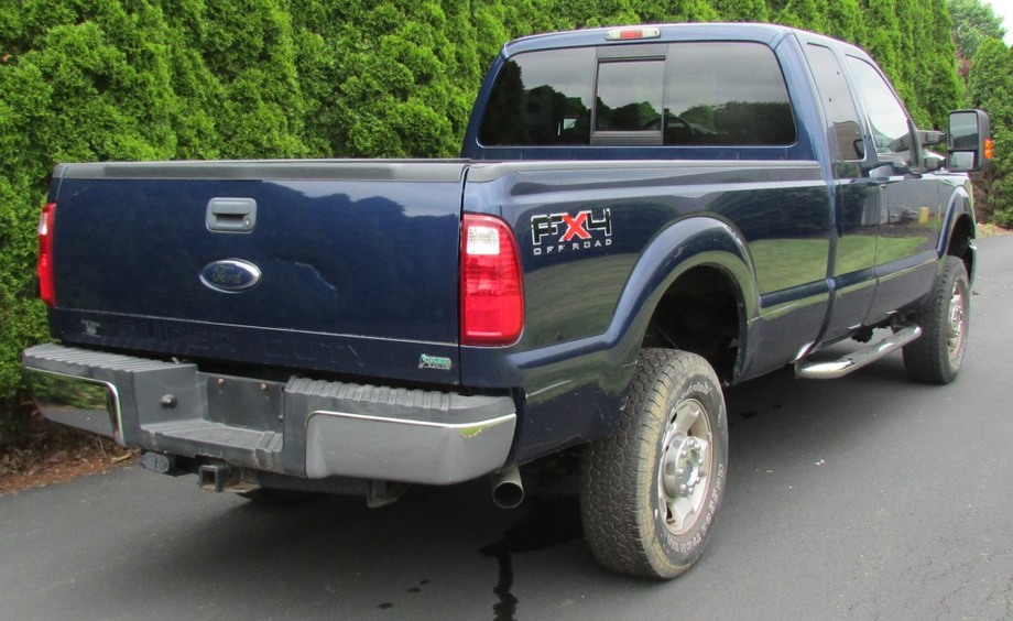 Image for Gallery/Estate and Vehicle Auction: 6-28-18