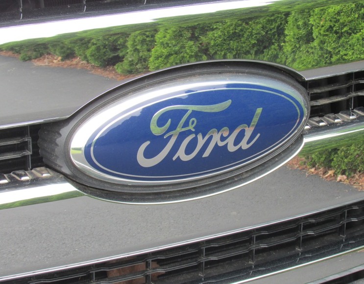 Image for Gallery/Estate and Vehicle Auction: 6-28-18