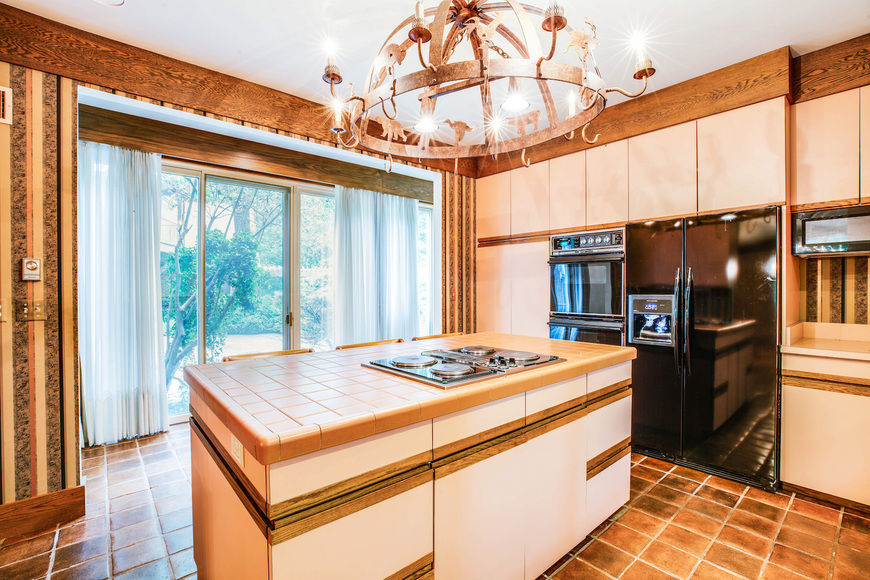 Image for Well Built 4 BR/4 Full & 2 Half BA Home on 8+ Acres PLUS Adjacent 4+ Acre Building Lot--Both Parcels Will be SOLD to the Highest Bidder!!