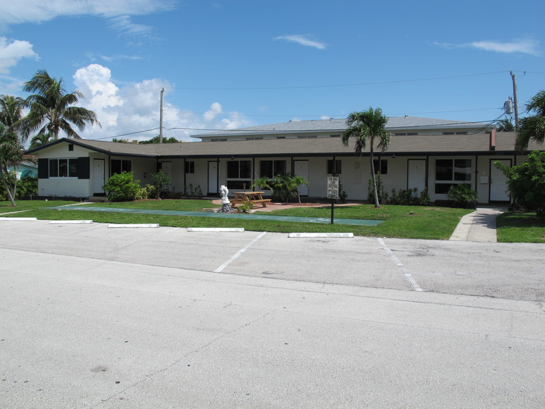 Image for On-Site Real Estate Auction of the “Oasis by the Sea” Apartment Building