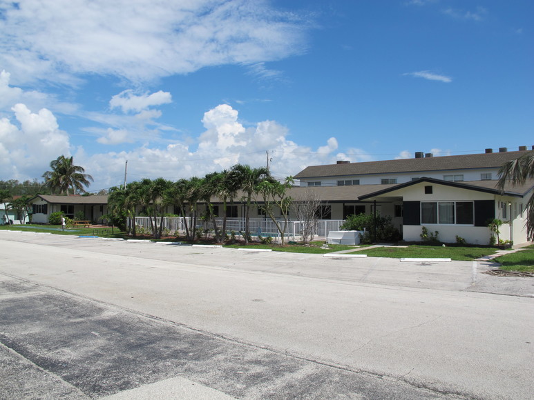 Image for On-Site Real Estate Auction of the “Oasis by the Sea” Apartment Building