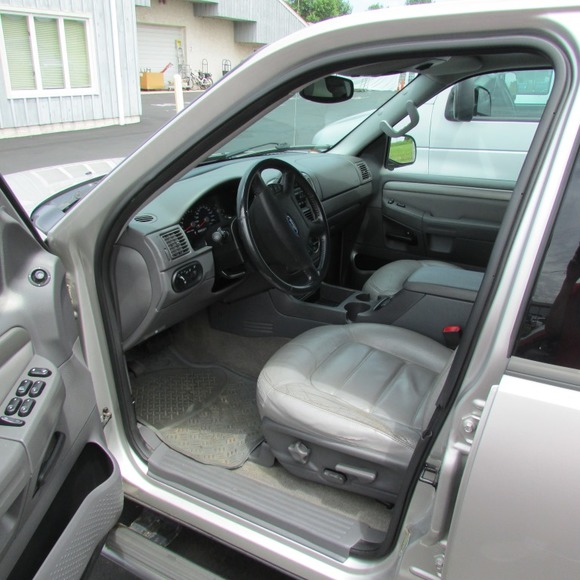 Image for Gallery/Estate and Vehicle Auction: 6-28-18