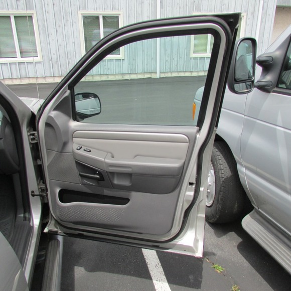 Image for Gallery/Estate and Vehicle Auction: 6-28-18