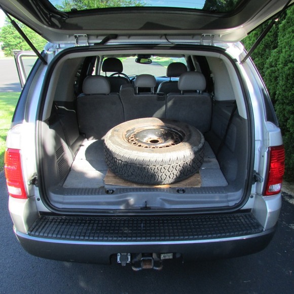 Image for Gallery/Estate and Vehicle Auction: 6-28-18