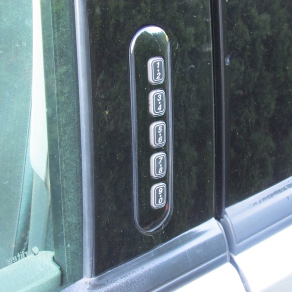 Image for Gallery/Estate and Vehicle Auction: 6-28-18