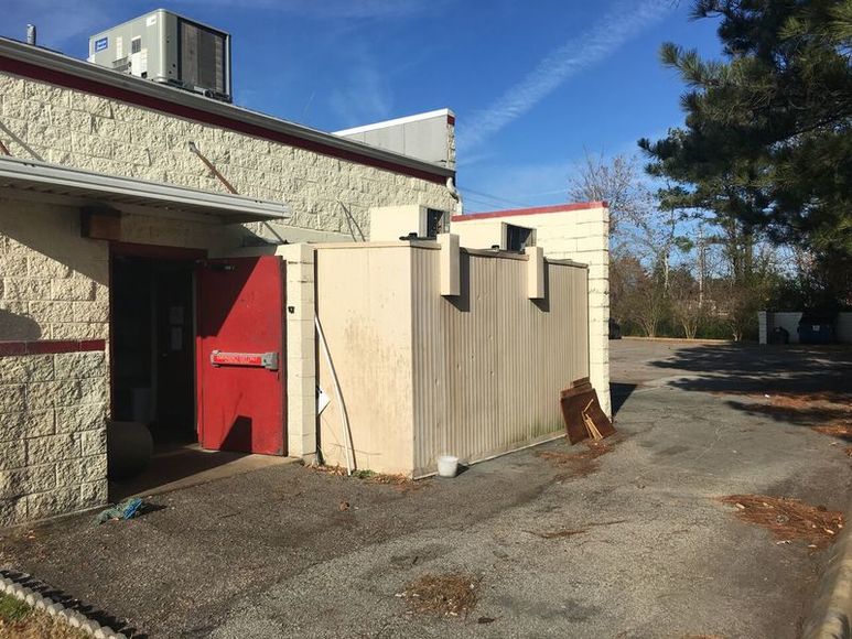 Image for Closed Huddle House on .52+/- Acre Lot, Selmer, TN