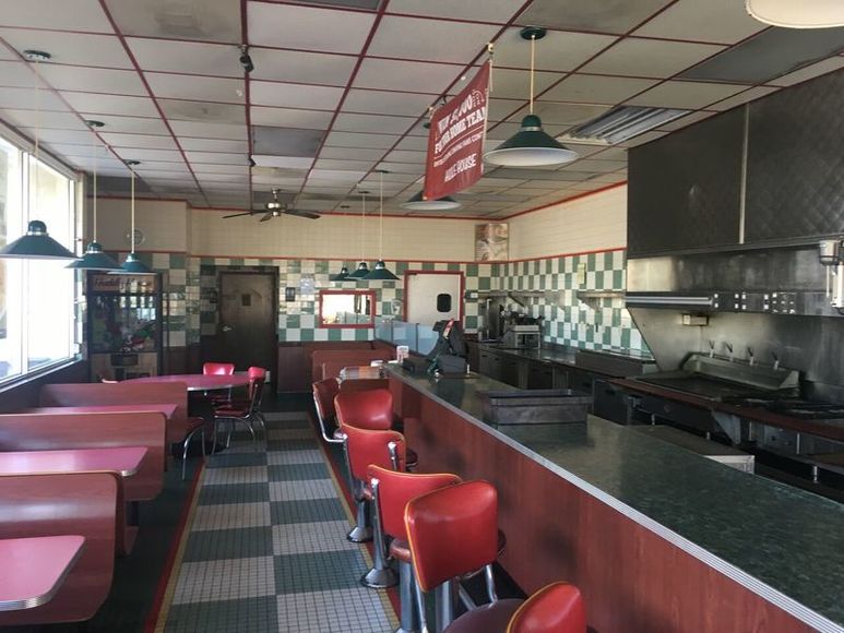 Image for Closed Huddle House on .52+/- Acre Lot, Selmer, TN
