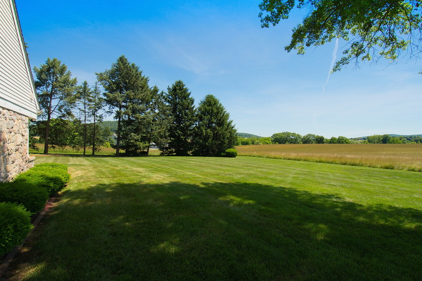 Image for Real Estate Auction - Palm, PA: 8-4-18