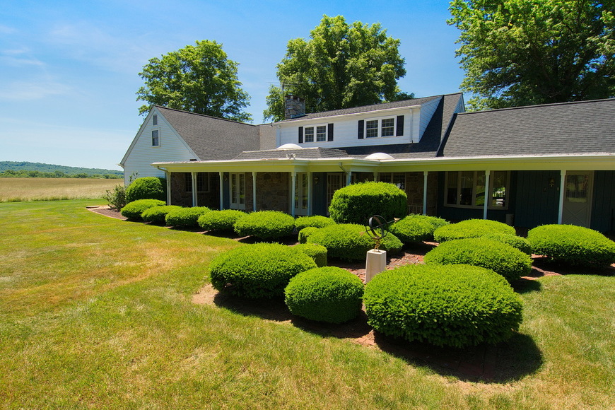 Image for Real Estate Auction - Palm, PA: 8-4-18