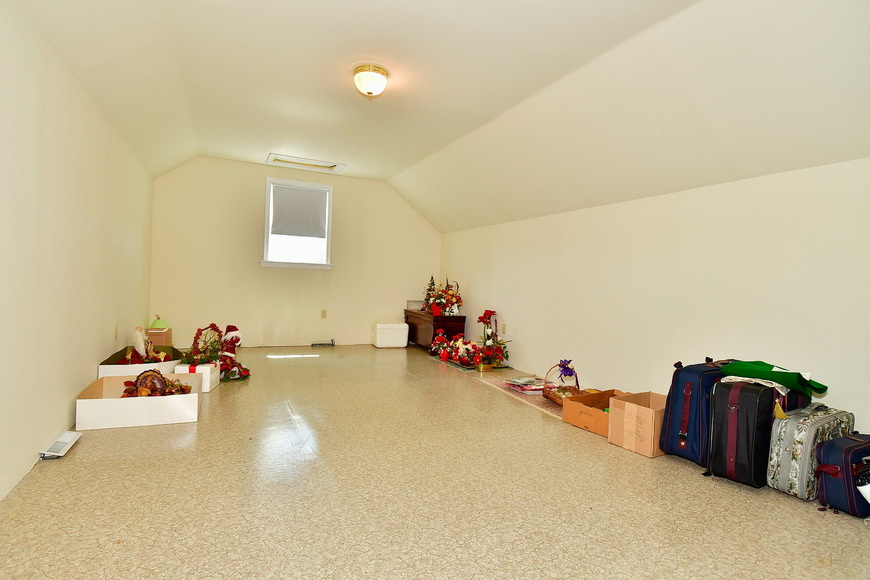 Image for Real Estate Auction - Palm, PA: 8-4-18