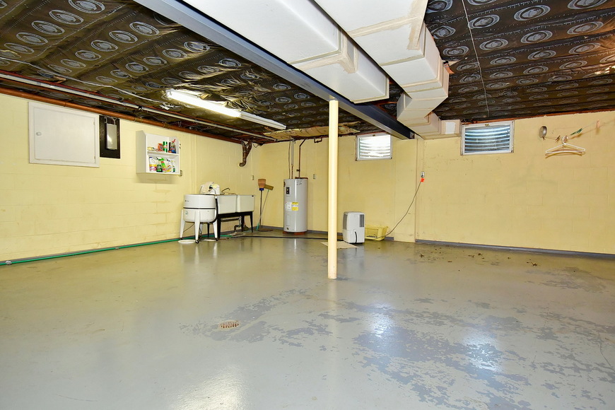 Image for Real Estate Auction - Palm, PA: 8-4-18