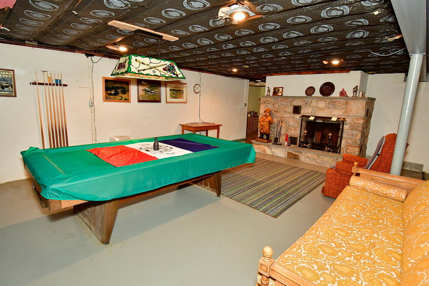 Image for Real Estate Auction - Palm, PA: 8-4-18