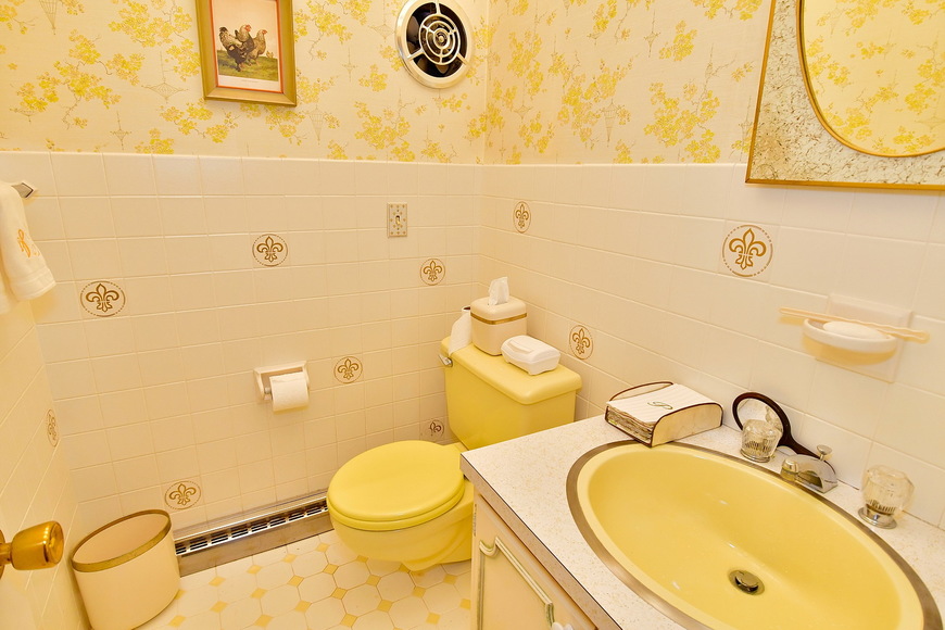 Image for Real Estate Auction - Palm, PA: 8-4-18