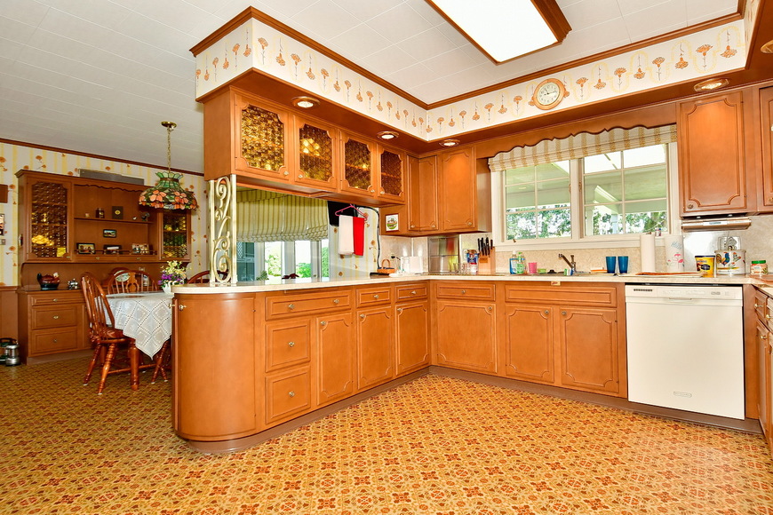 Image for Real Estate Auction - Palm, PA: 8-4-18