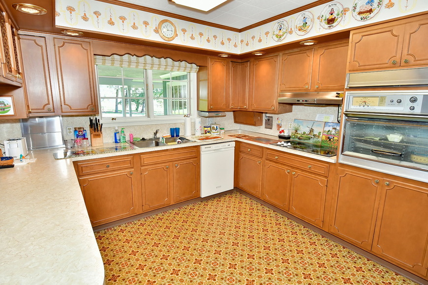 Image for Real Estate Auction - Palm, PA: 8-4-18