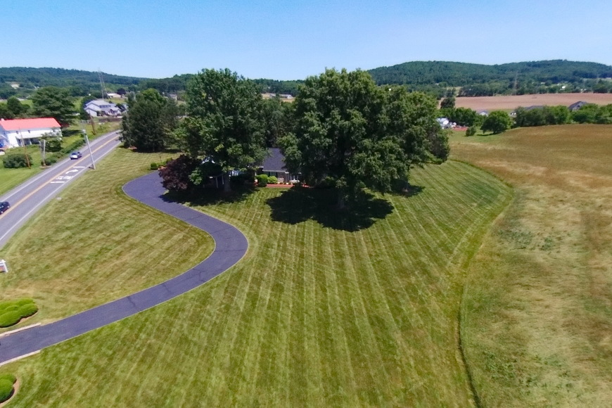 Image for Real Estate Auction - Palm, PA: 8-4-18