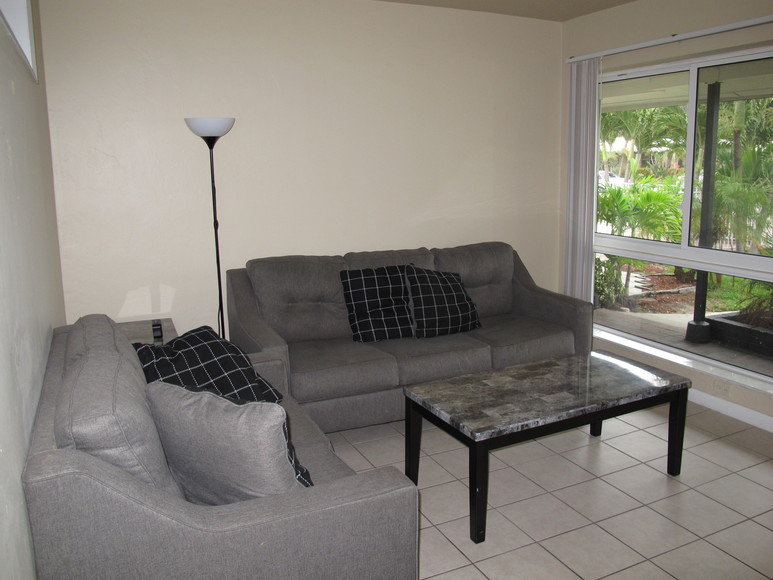 Image for On-Site Real Estate Auction of the “Oasis by the Sea” Apartment Building