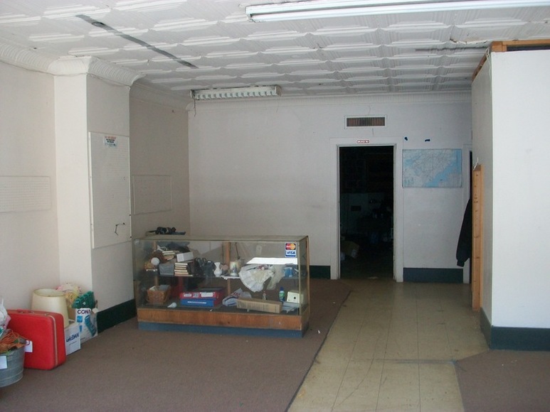 Image for COMMERCIAL PROPERTY AUCTION : LAWRENCEVILLE VA