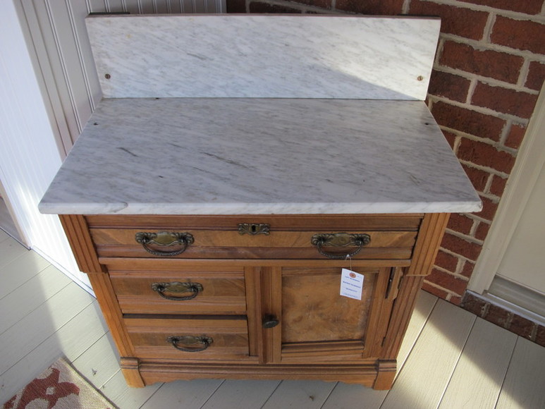 Image for ABSOLUTE AUCTION : PERSONAL & HOUSEHOLD PROPERTY