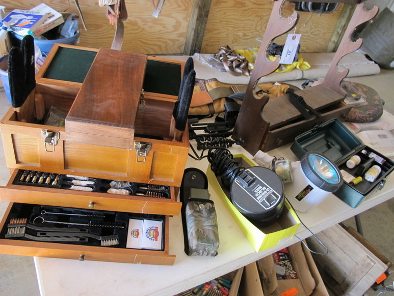 Image for ABSOLUTE AUCTION : PERSONAL & HOUSEHOLD PROPERTY