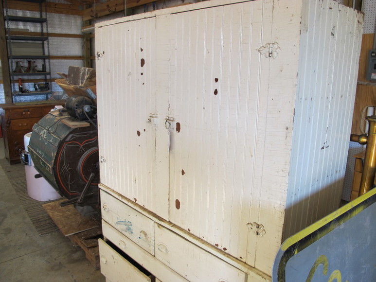 Image for ABSOLUTE AUCTION : PERSONAL & HOUSEHOLD PROPERTY