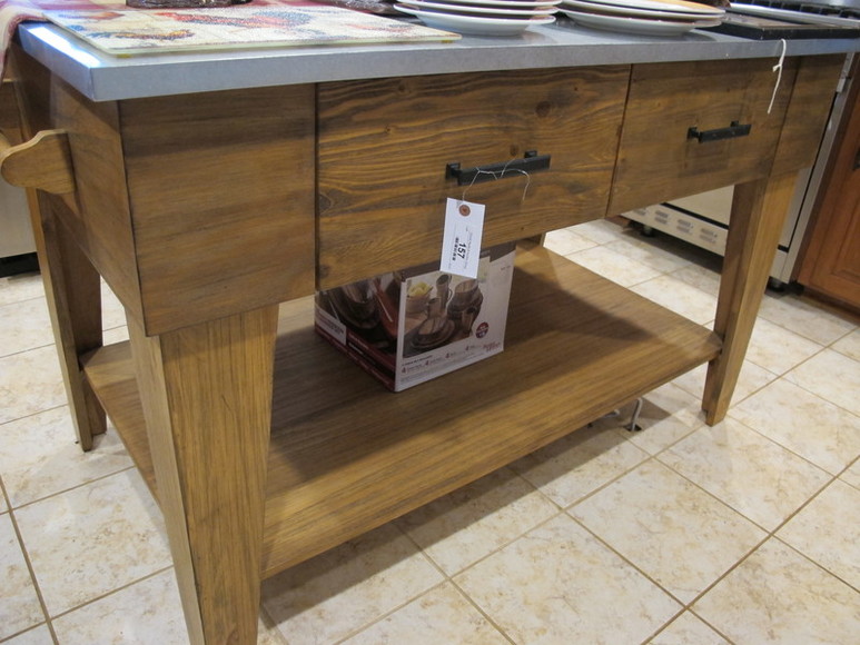 Image for ABSOLUTE AUCTION : PERSONAL & HOUSEHOLD PROPERTY