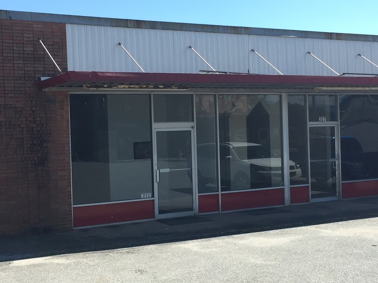 COMMERCIAL PROPERTY AUCTION