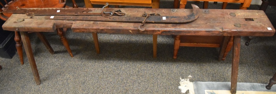 Image for Gallery/Estate and Vehicle Auction: 6-28-18