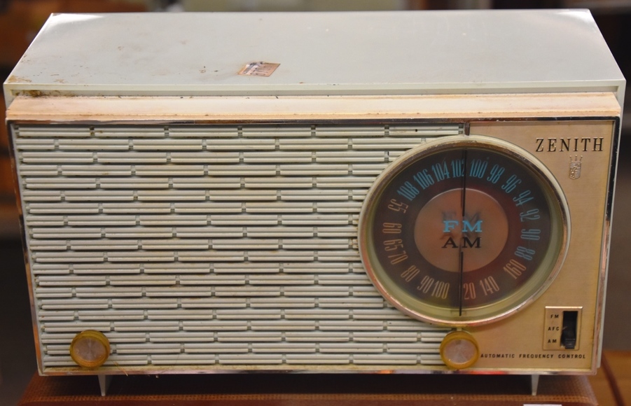 Image for Gallery/Estate and Vehicle Auction: 6-28-18