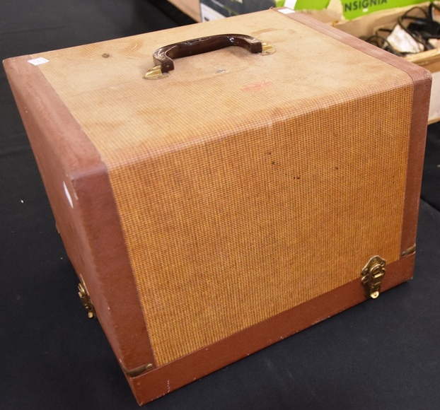 Image for Gallery/Estate and Vehicle Auction: 6-28-18