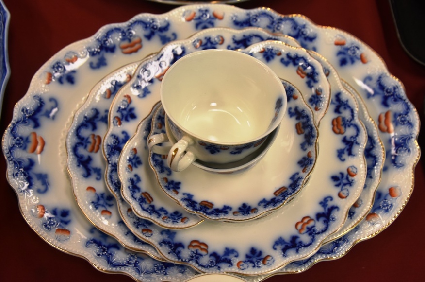 Image for Gallery/Estate and Vehicle Auction: 6-28-18