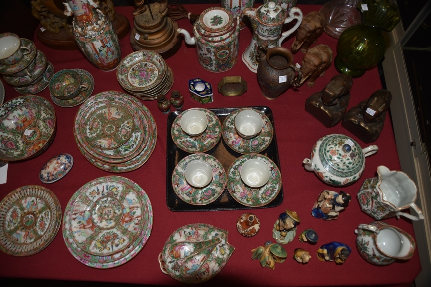 Image for Gallery/Estate and Vehicle Auction: 6-28-18