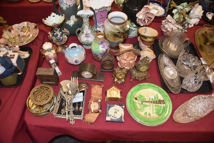 Image for Gallery/Estate and Vehicle Auction: 6-28-18