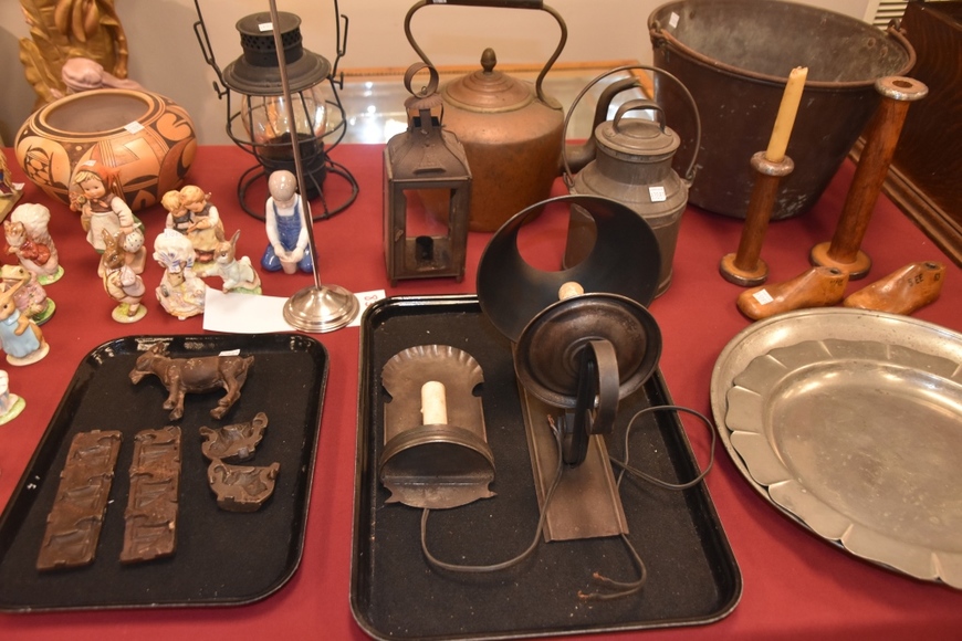 Image for Gallery/Estate and Vehicle Auction: 6-28-18