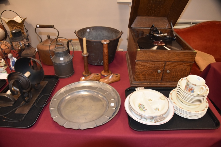 Image for Gallery/Estate and Vehicle Auction: 6-28-18