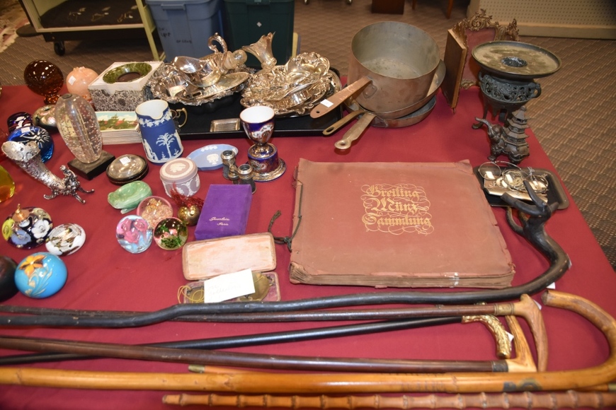 Image for Gallery/Estate and Vehicle Auction: 6-28-18