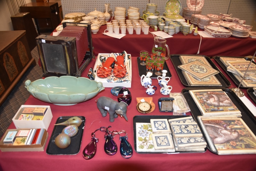 Image for Gallery/Estate and Vehicle Auction: 6-28-18