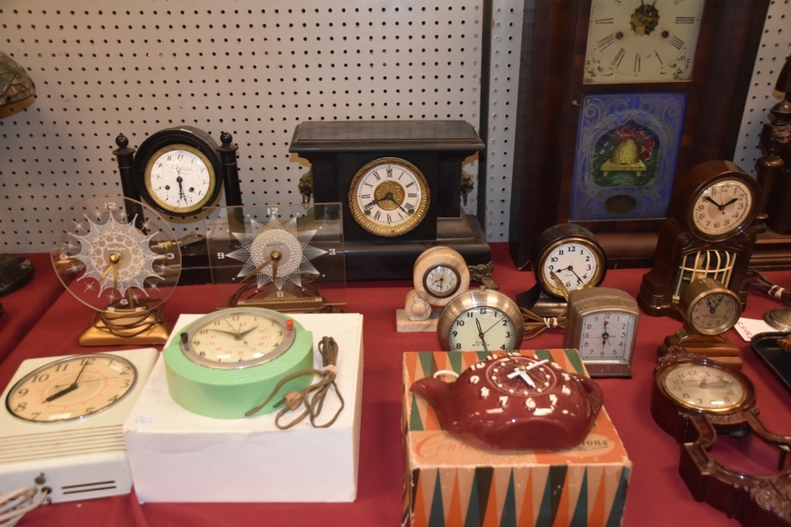 Image for Gallery/Estate and Vehicle Auction: 6-28-18