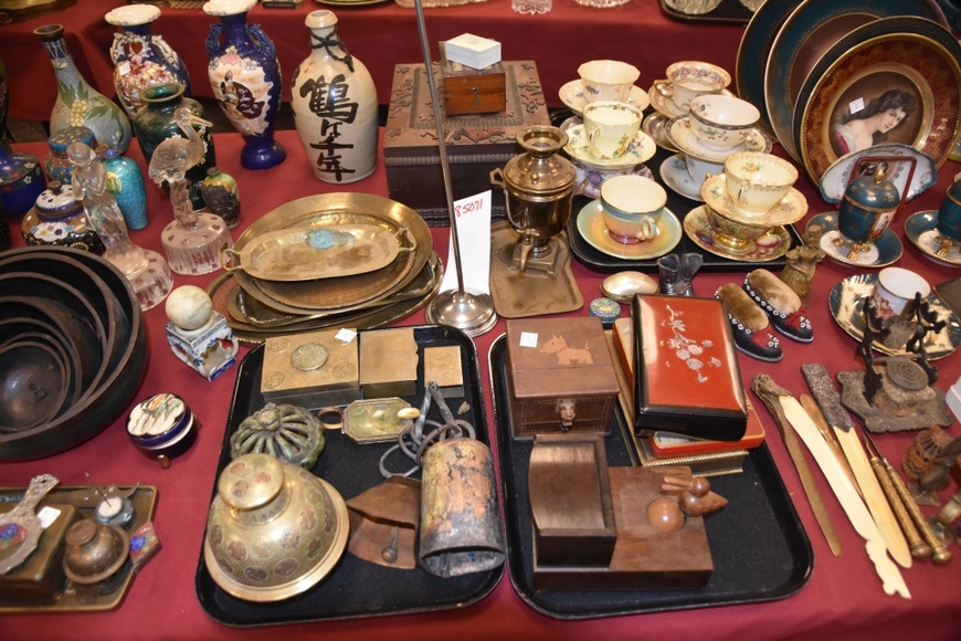 Image for Gallery/Estate and Vehicle Auction: 6-28-18