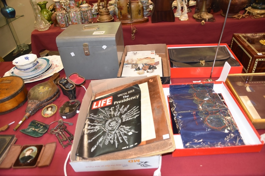 Image for Gallery/Estate and Vehicle Auction: 6-28-18