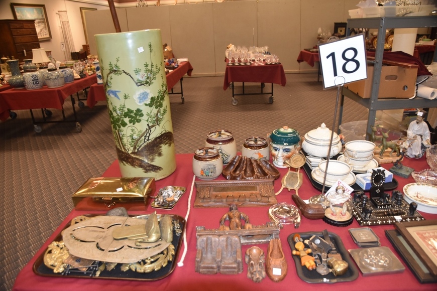 Image for Gallery/Estate and Vehicle Auction: 6-28-18