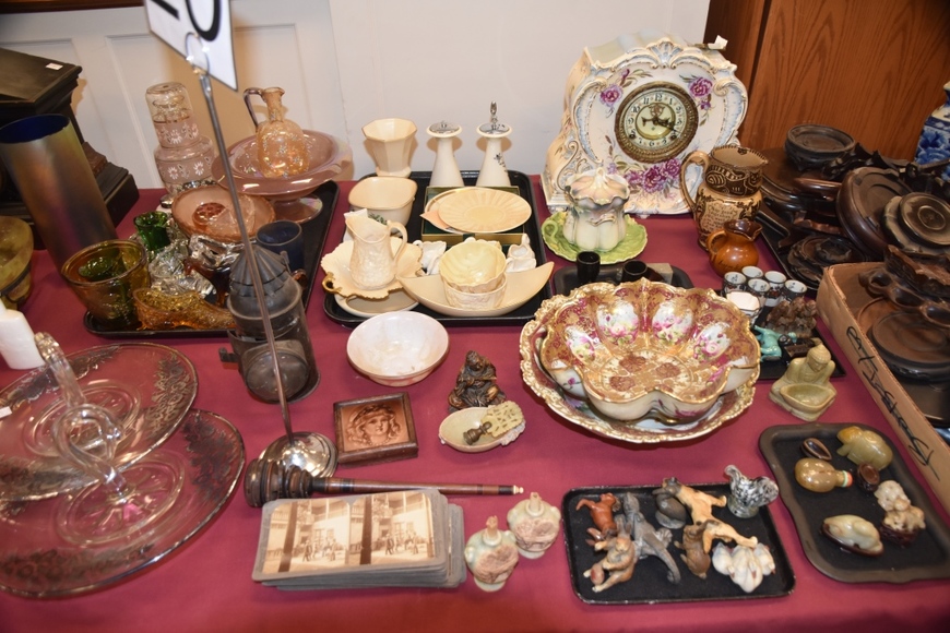 Image for Gallery/Estate and Vehicle Auction: 6-28-18