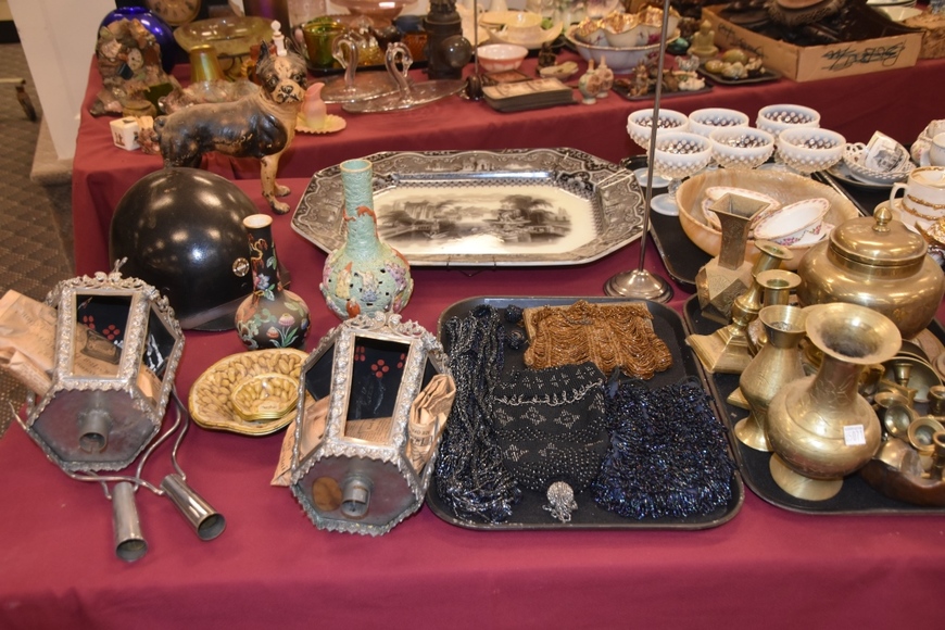 Image for Gallery/Estate and Vehicle Auction: 6-28-18