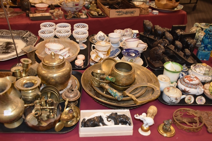 Image for Gallery/Estate and Vehicle Auction: 6-28-18