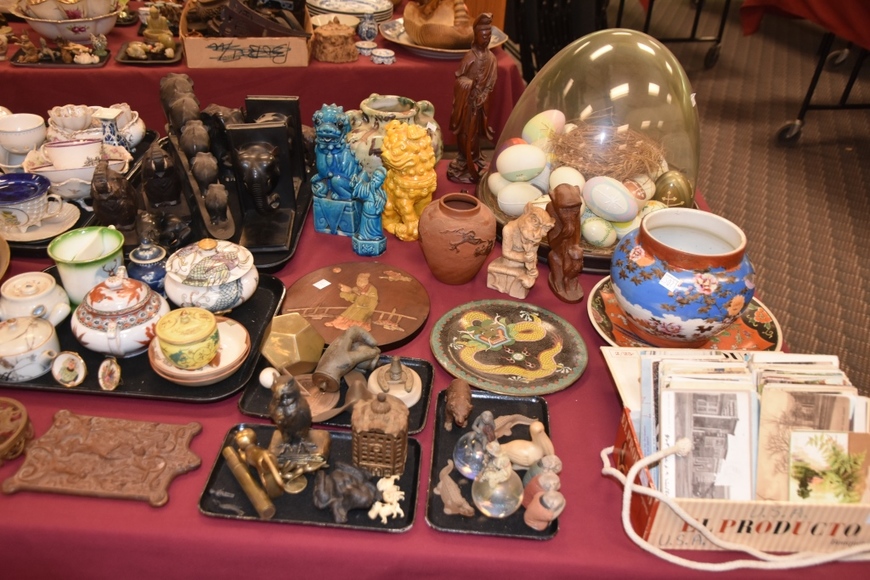 Image for Gallery/Estate and Vehicle Auction: 6-28-18