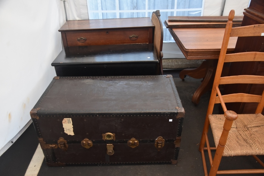 Image for Gallery/Estate and Vehicle Auction: 6-28-18