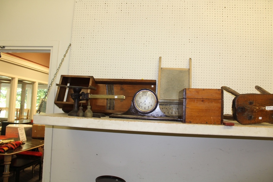 Image for Gallery/Estate and Vehicle Auction: 6-28-18