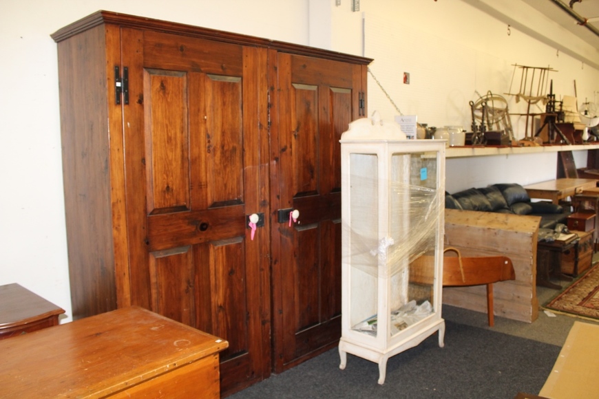 Image for Gallery/Estate and Vehicle Auction: 6-28-18